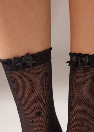 Prozirne kratke čarape od 30 dena sa srcima i mašnom
