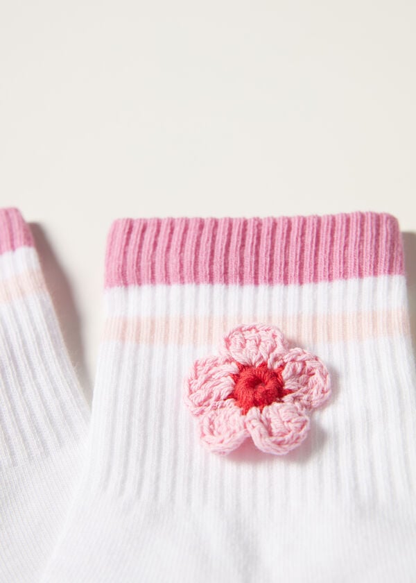 Short Sport Socks with Crochet Accessory