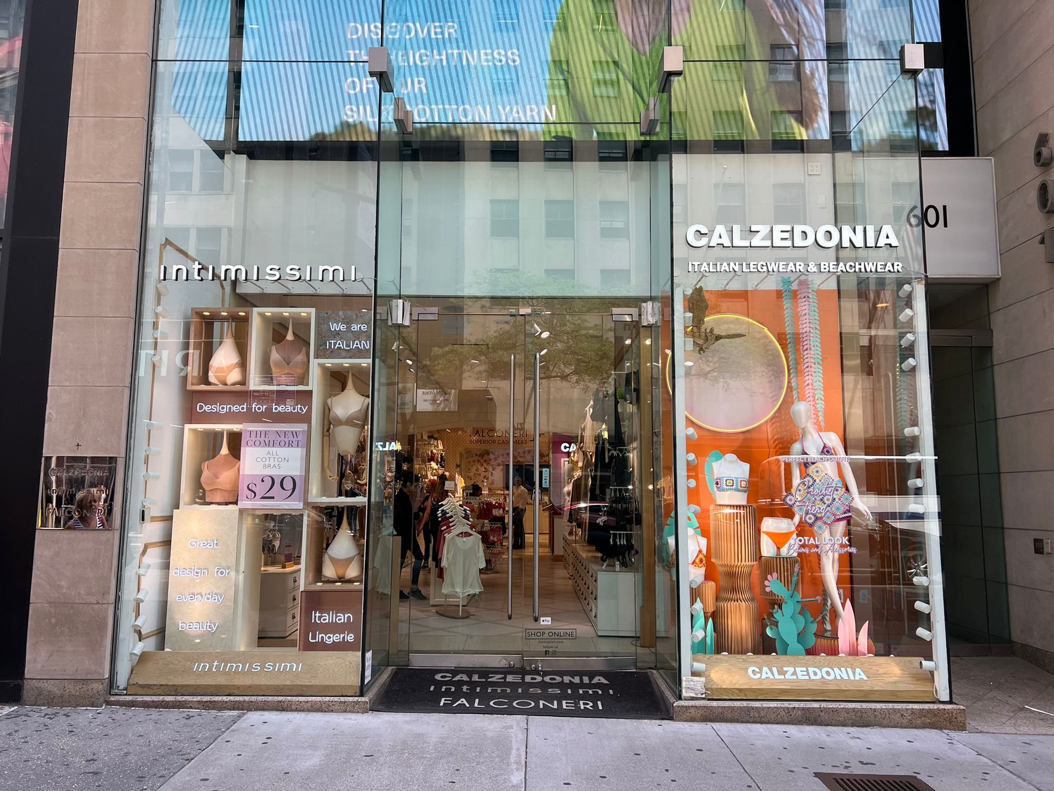 Calzedonia NEW YORK 601 FIFTH AVENUE