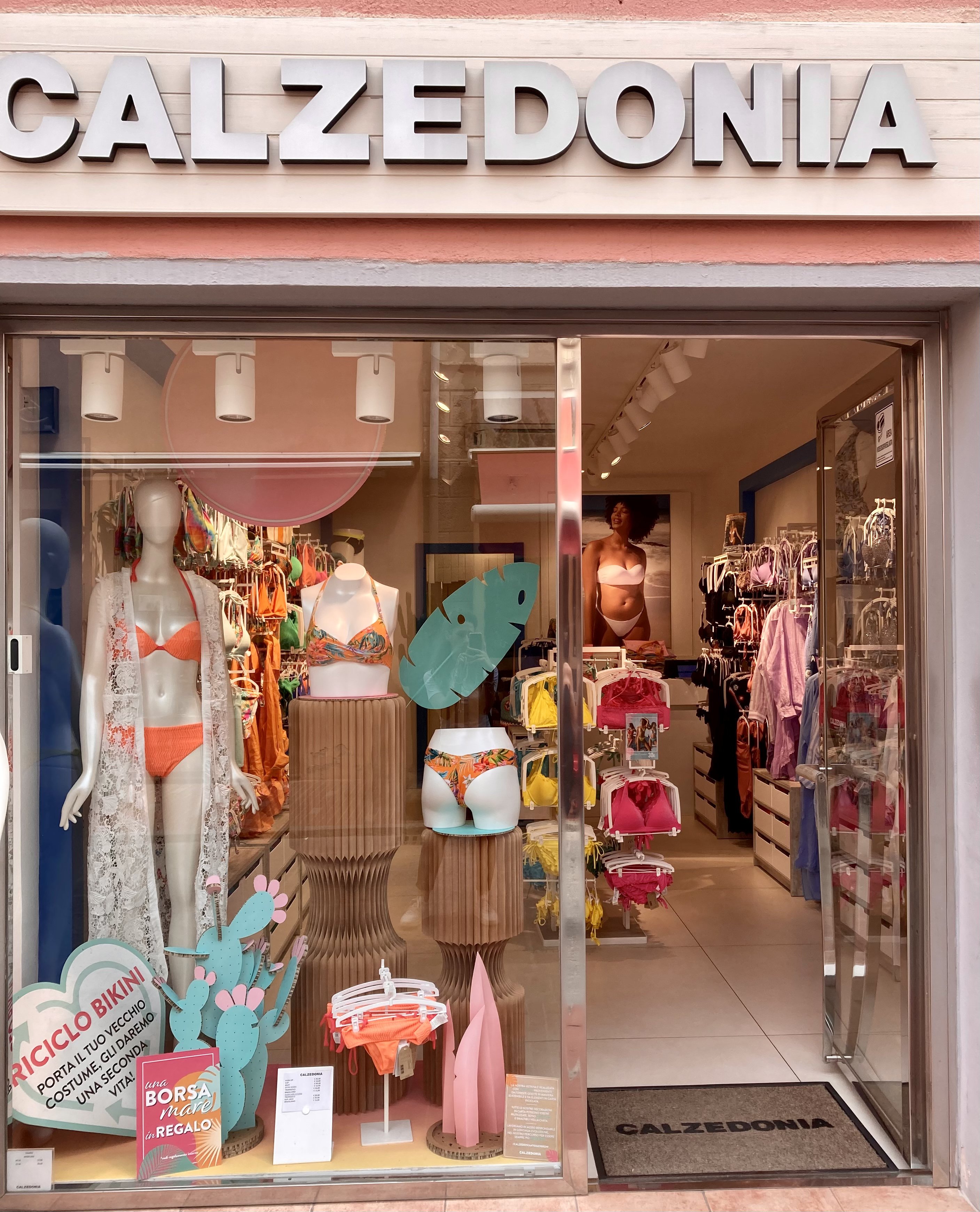 Calzedonia MARINA DI CAMPO VIA ROMA 66