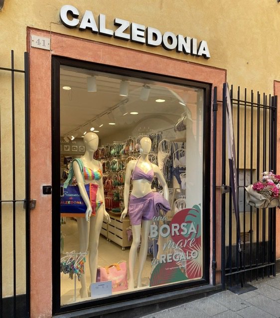 Calzedonia ARENZANO VIA S. M. RAPALLO, 41