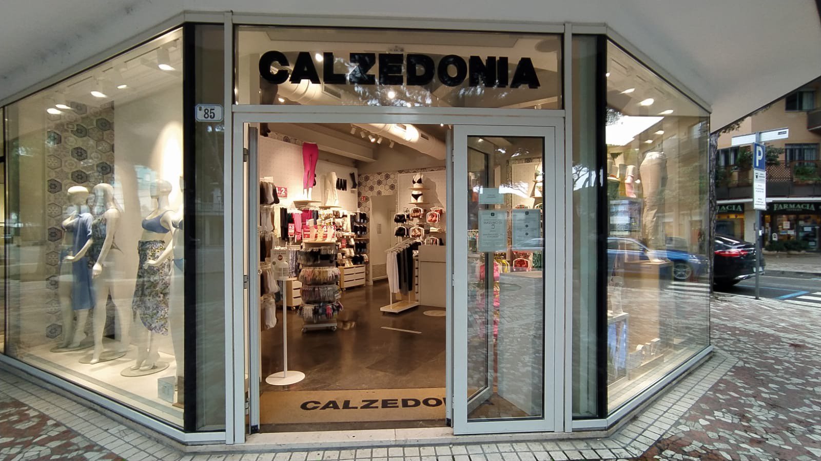 Calzedonia MILANO MARITTIMA ROT I MAGGIO