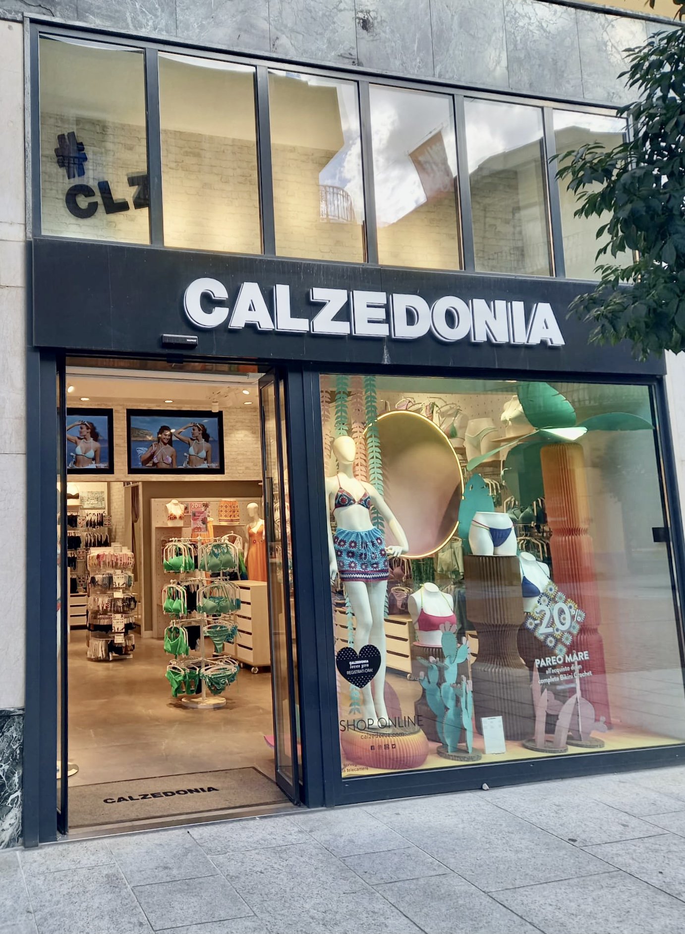 Tights and swimwear shop in Bellinzona at Viale Stazione 6 | Calzedonia