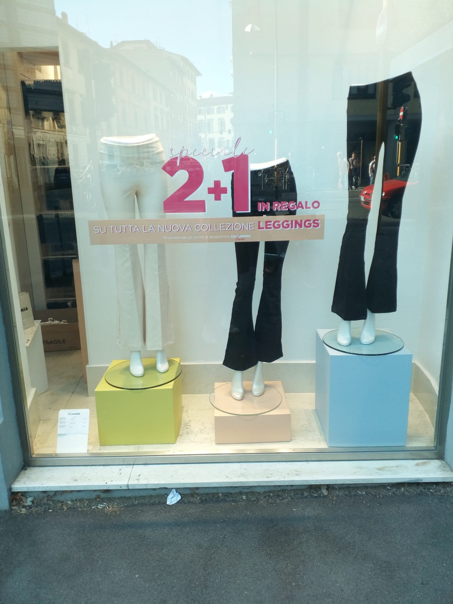 Hosiery and swimsuits store in Firenze at Viale Europa,86