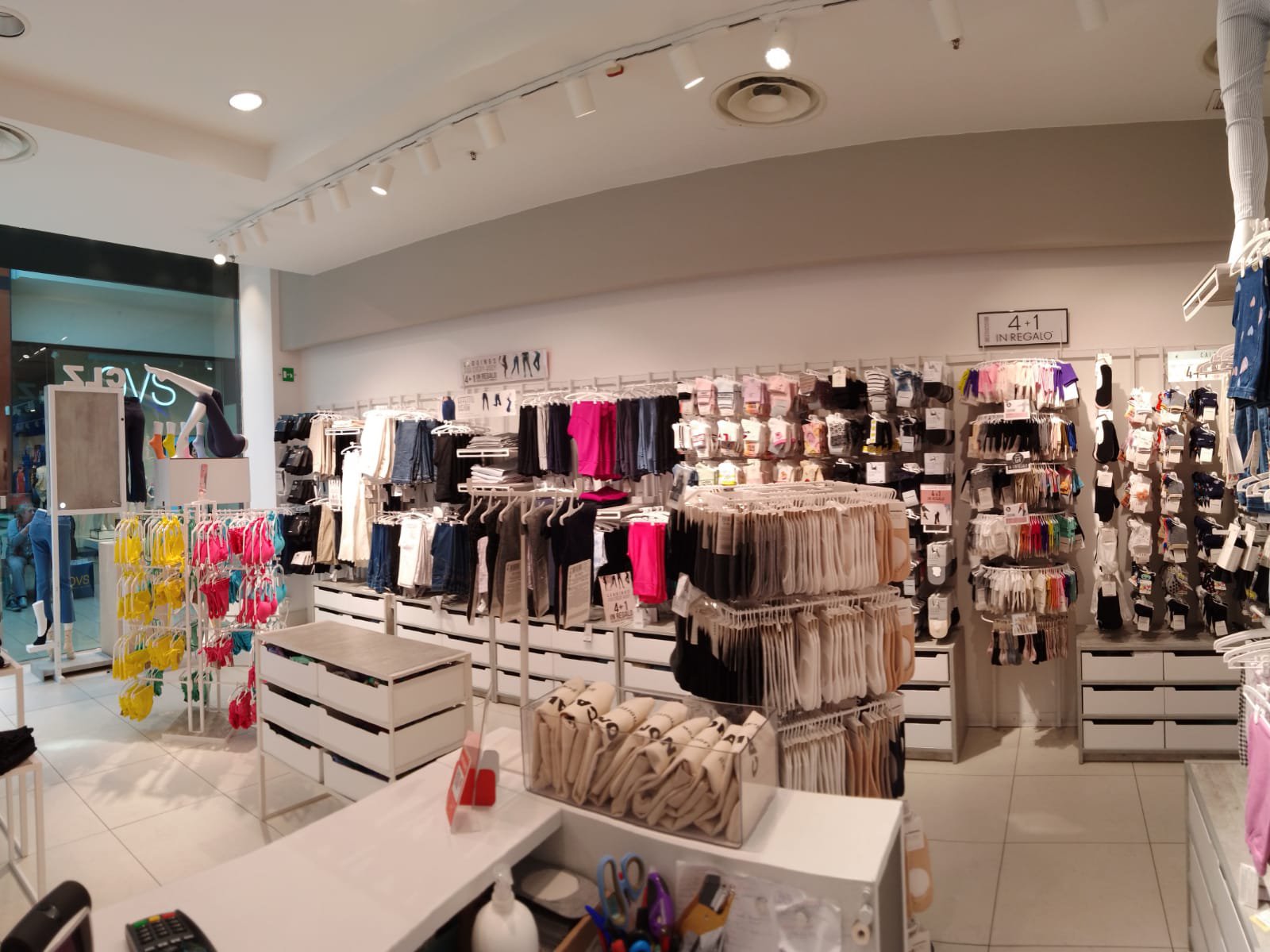 Calzedonia MONDOVI' CCLE MONDOVICINO