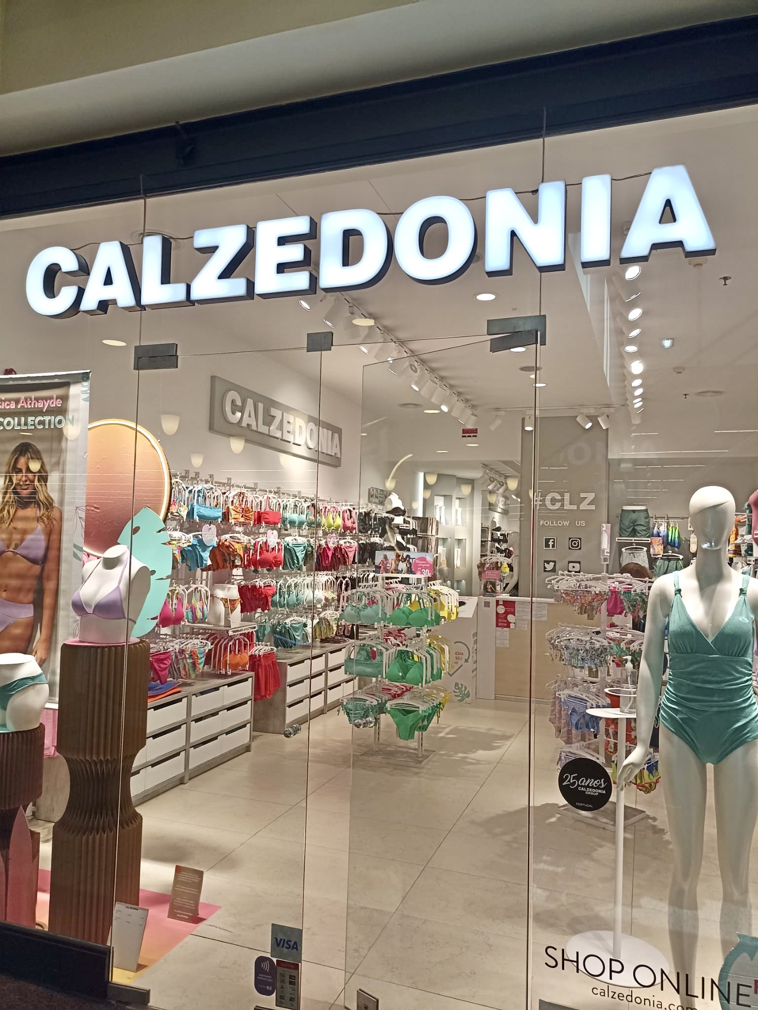 Strumpfhosen Bademodengeschaft In Coimbra Planalto De Santa Clara Loja N 0 05 Calzedonia