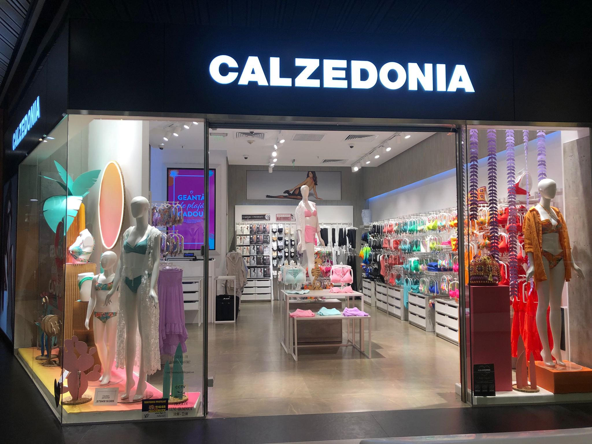 metric Post-impressionism Stand up instead Hosiery and swimsuits store in Bucharest at Calea Floreasca 175 | Calzedonia