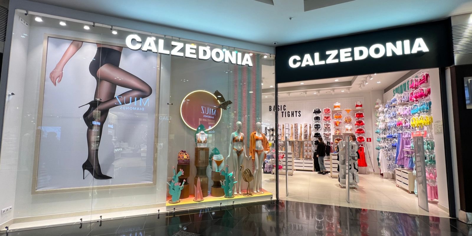 Calzedonia Calzedonia ТЦ "Ашан-Капитолий"