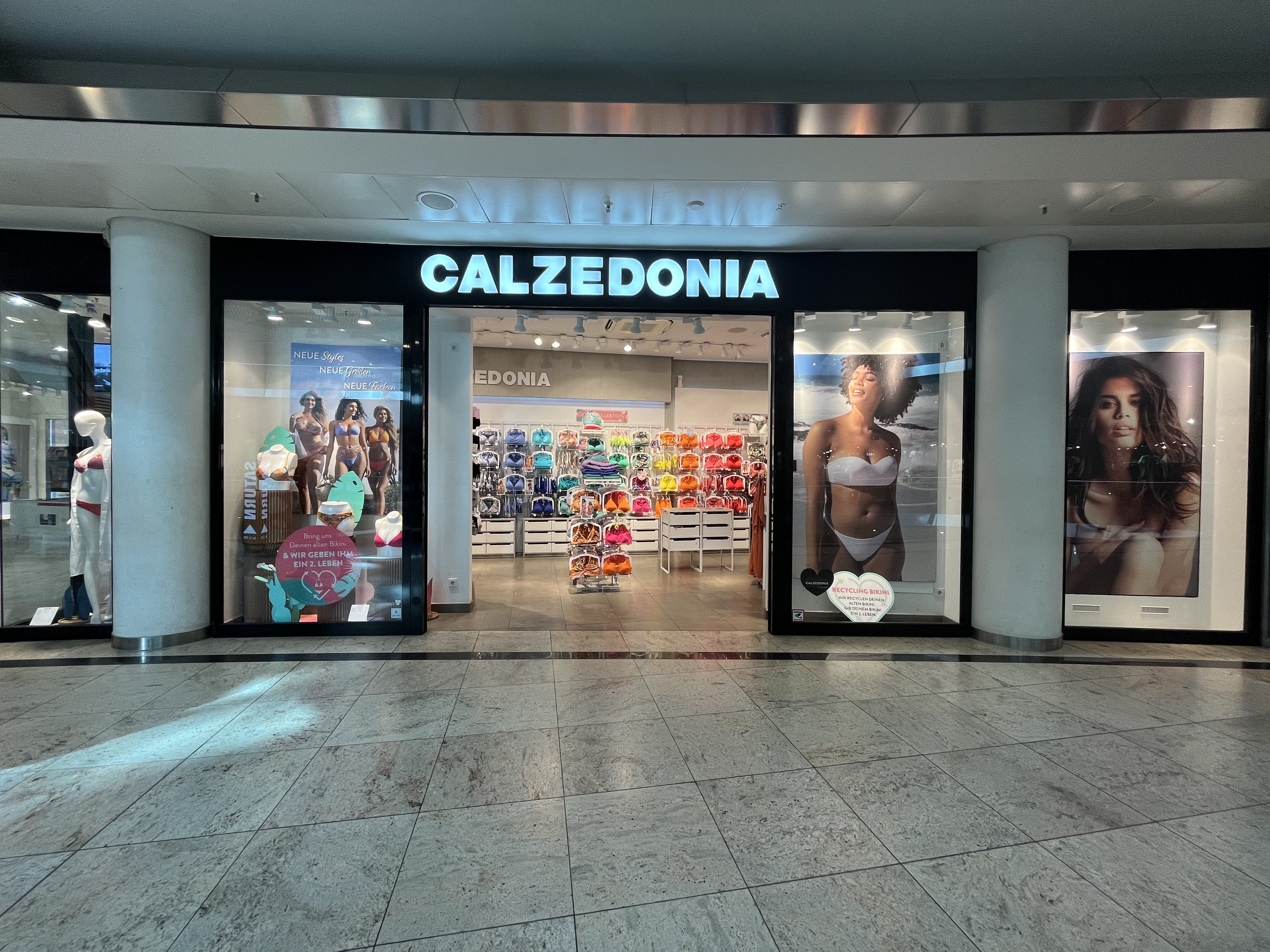 Serena Eik sector Hosiery and swimsuits store in KASSEL at Koenigsplatz 61 | Calzedonia