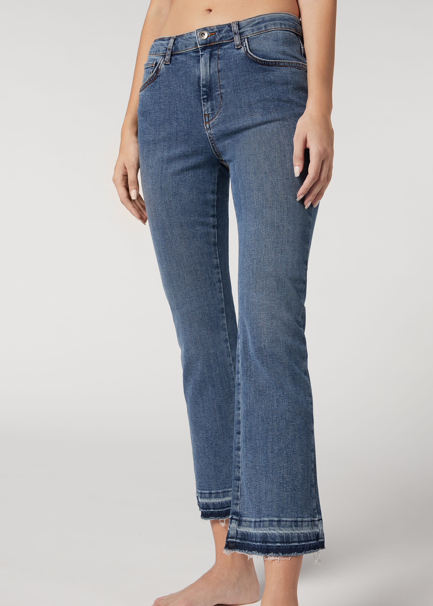 cropped flare