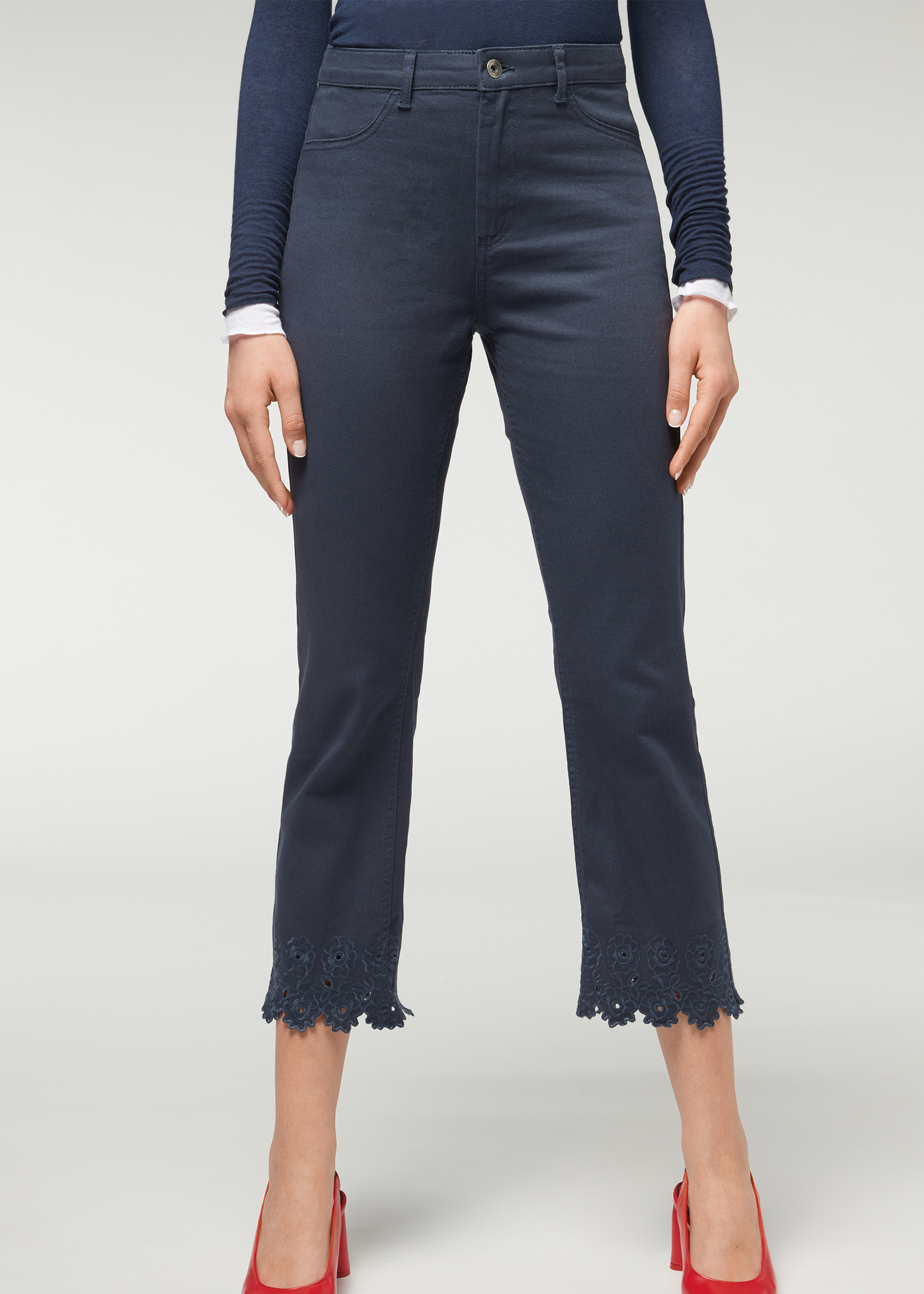 Jeans with Floral Embroidery - Jeans - Calzedonia