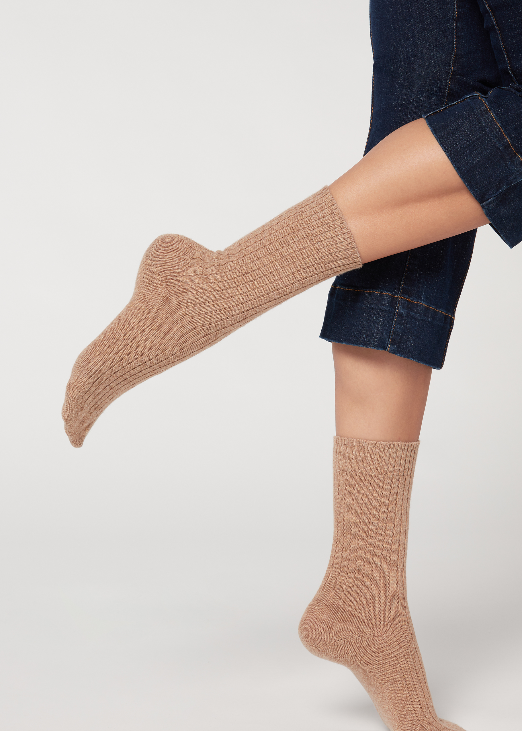 rash Accompany in terms of Short Ribbed Socks with Wool and Cashmere - Calzedonia