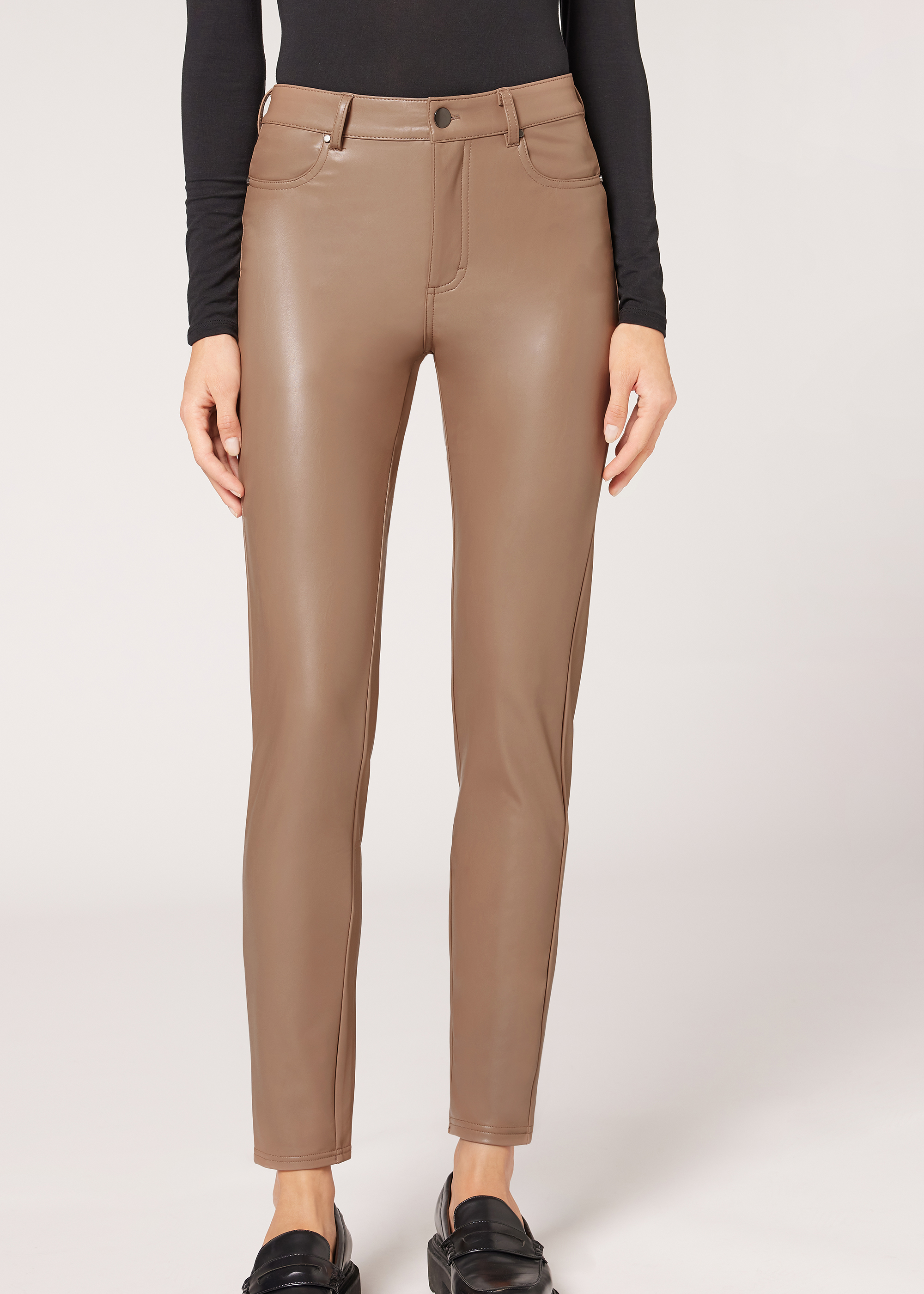 Comfort Trousers in Eco Leather Thermal Effect