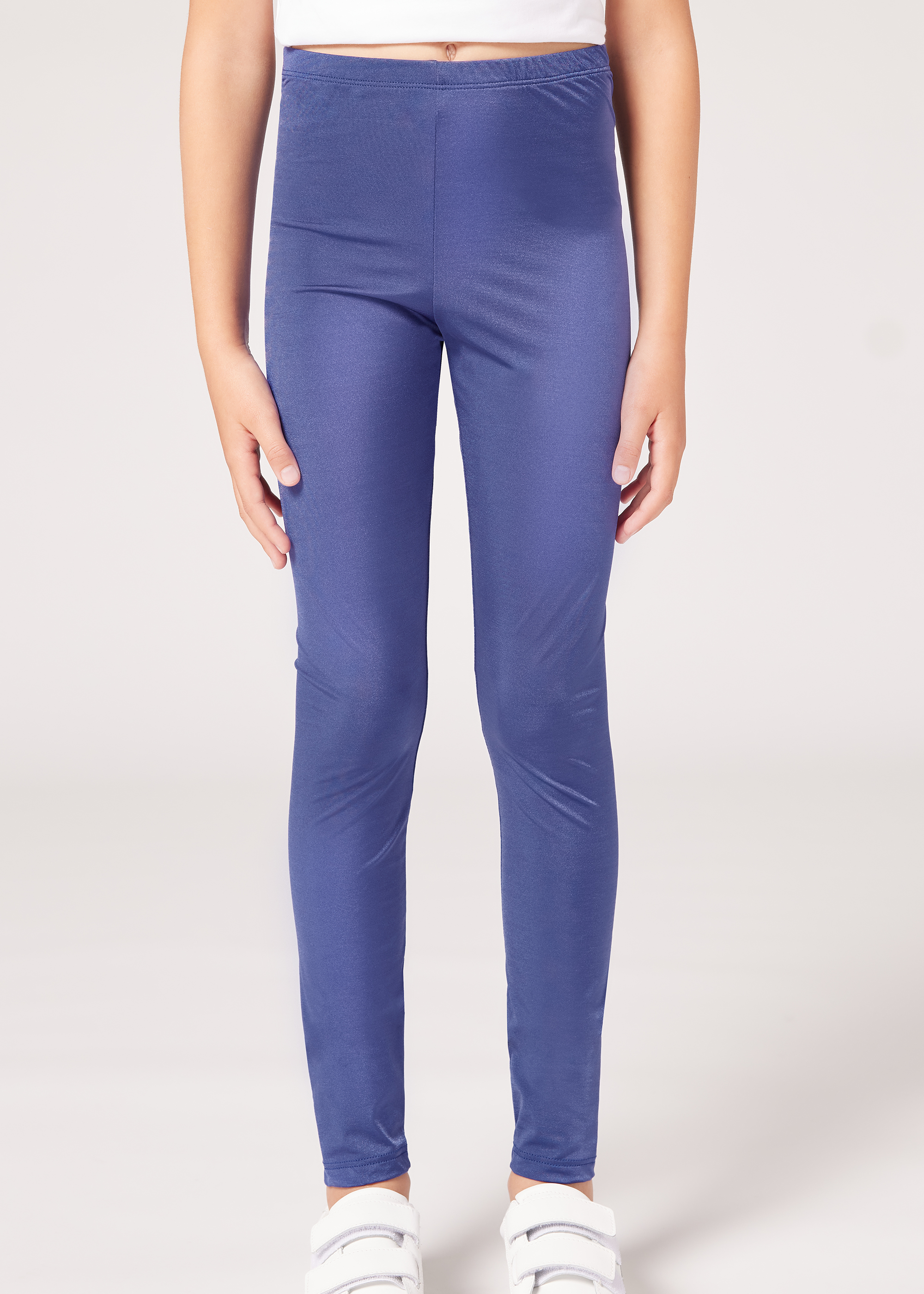 Consistency Seamless ¾ Length Leggings With Shaping Detail In