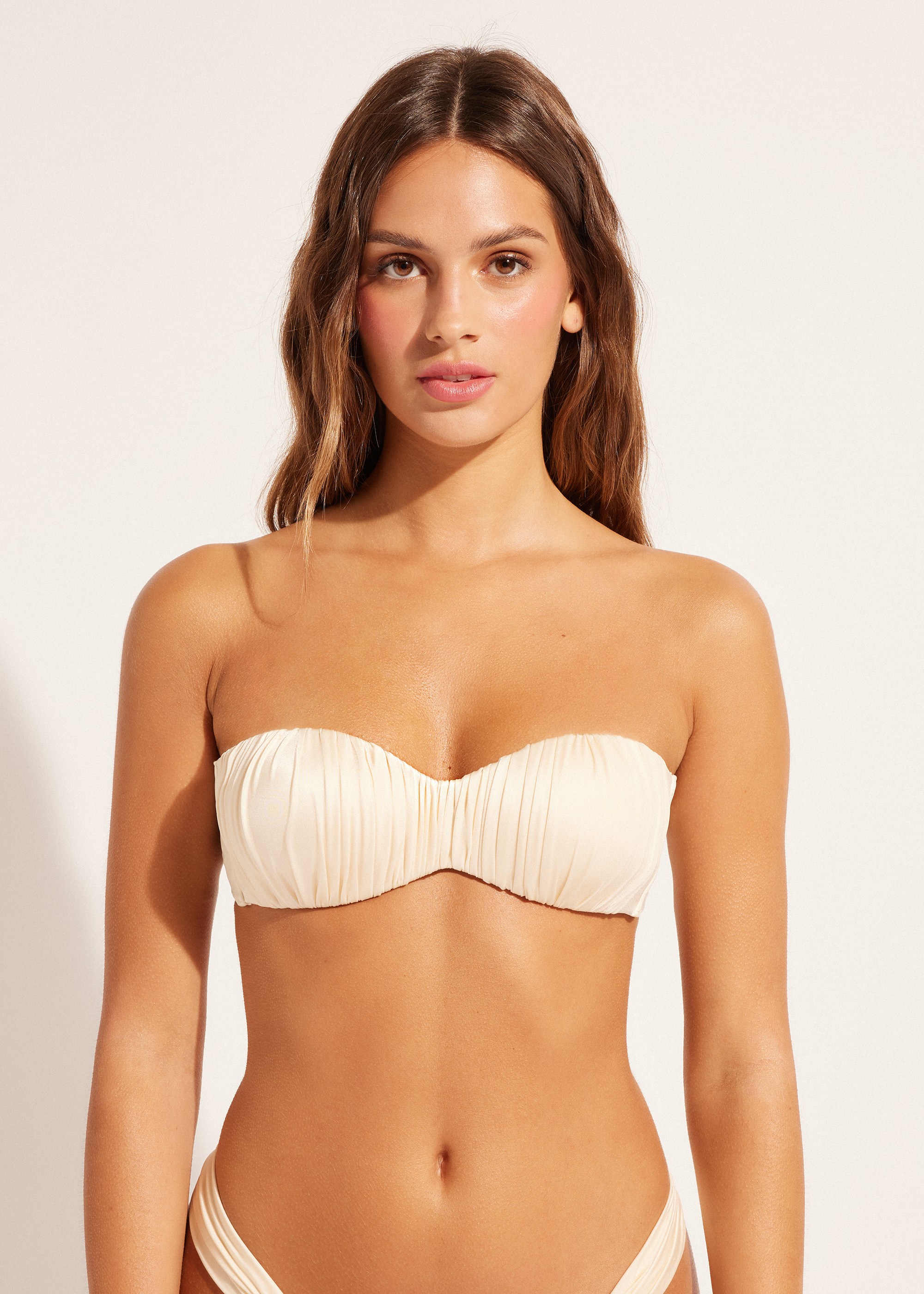 INTIMISSIMI - Today's treatment must include a new strapless bra