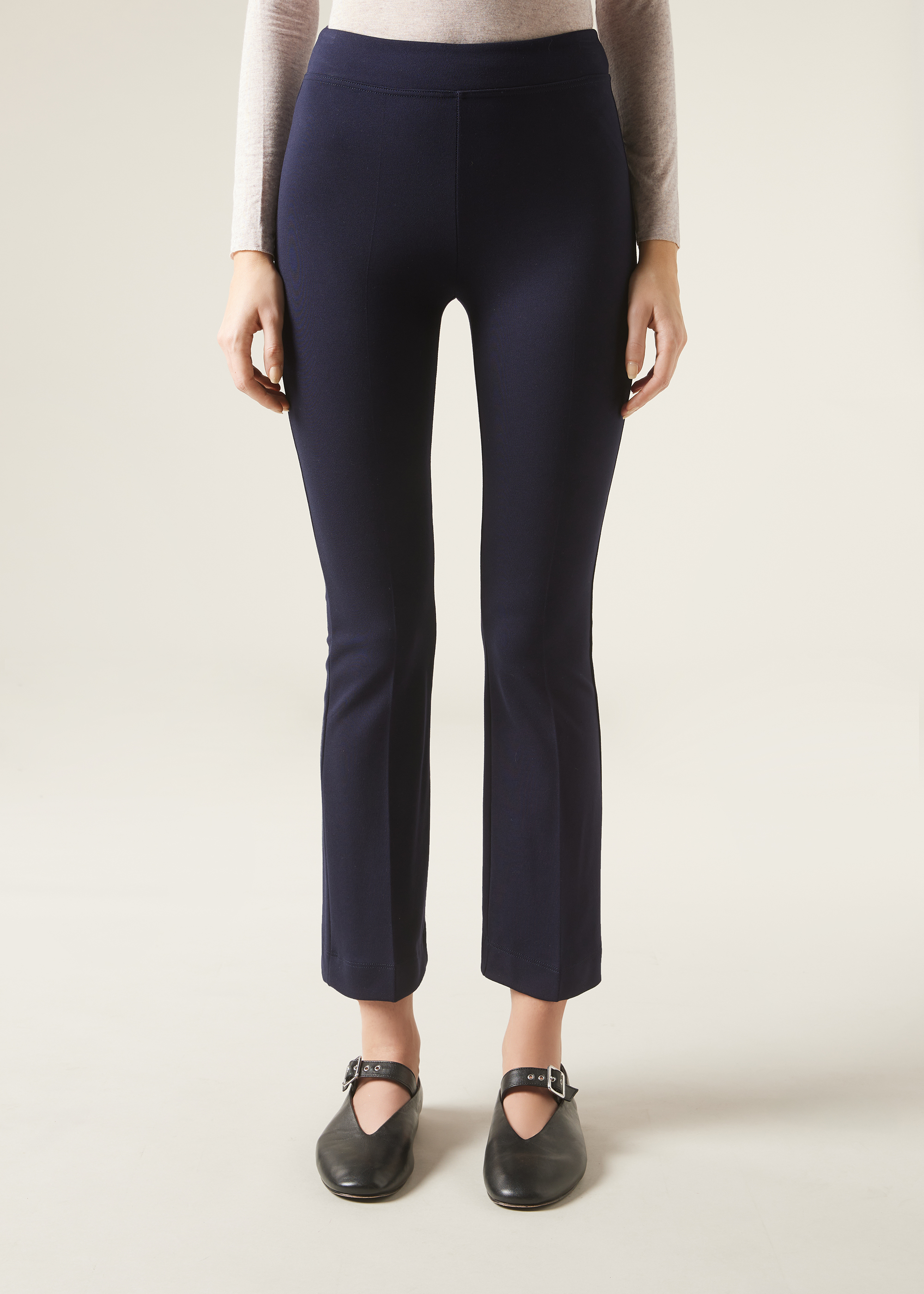 Cropped Flared Leggings - Leggings 