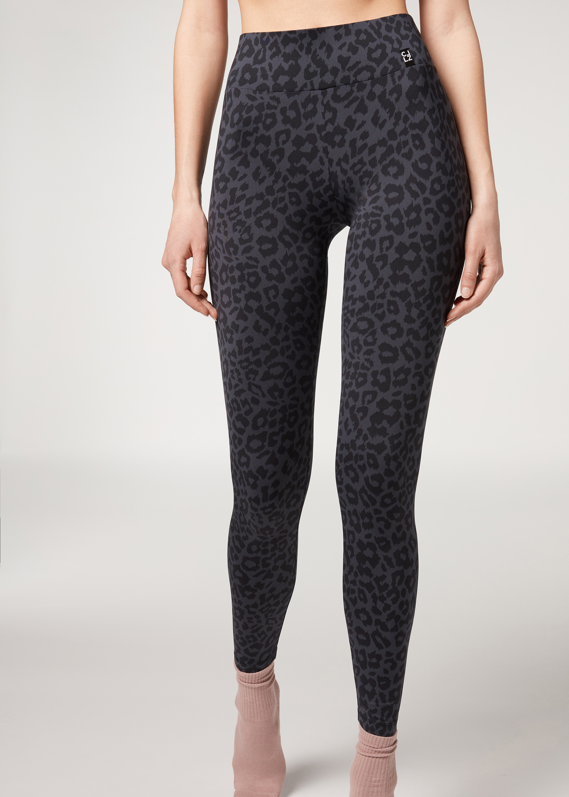 nike pro fleece leggings
